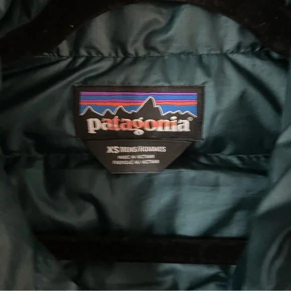 Patagonia Down Green and Yellow Quilted Vest for Outdoor Adventures Man Size XS